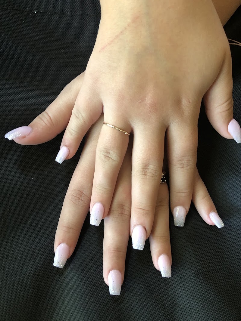 Pretty Fancy Beauty Bar, beauty salon in Grants Pass, OR, photo 6 of 10